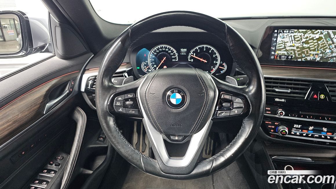 BMW 5-Series 2018