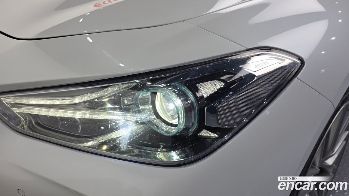 Genesis G70 2020