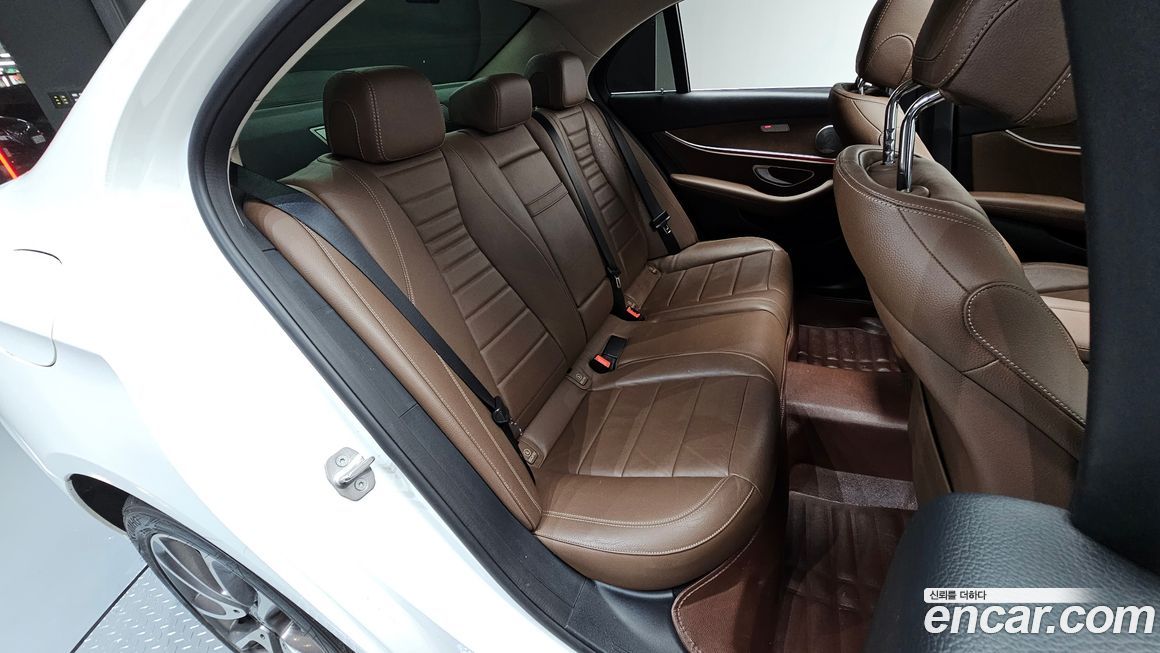 Mercedes-Benz E-Class 2018
