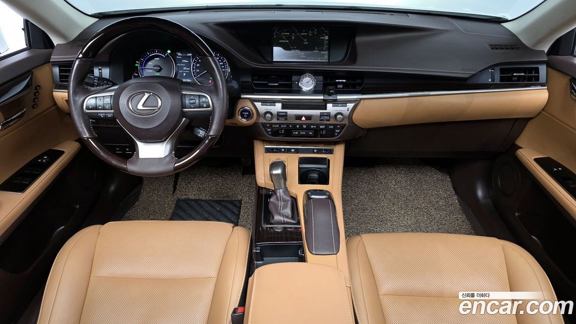Lexus ES 2017