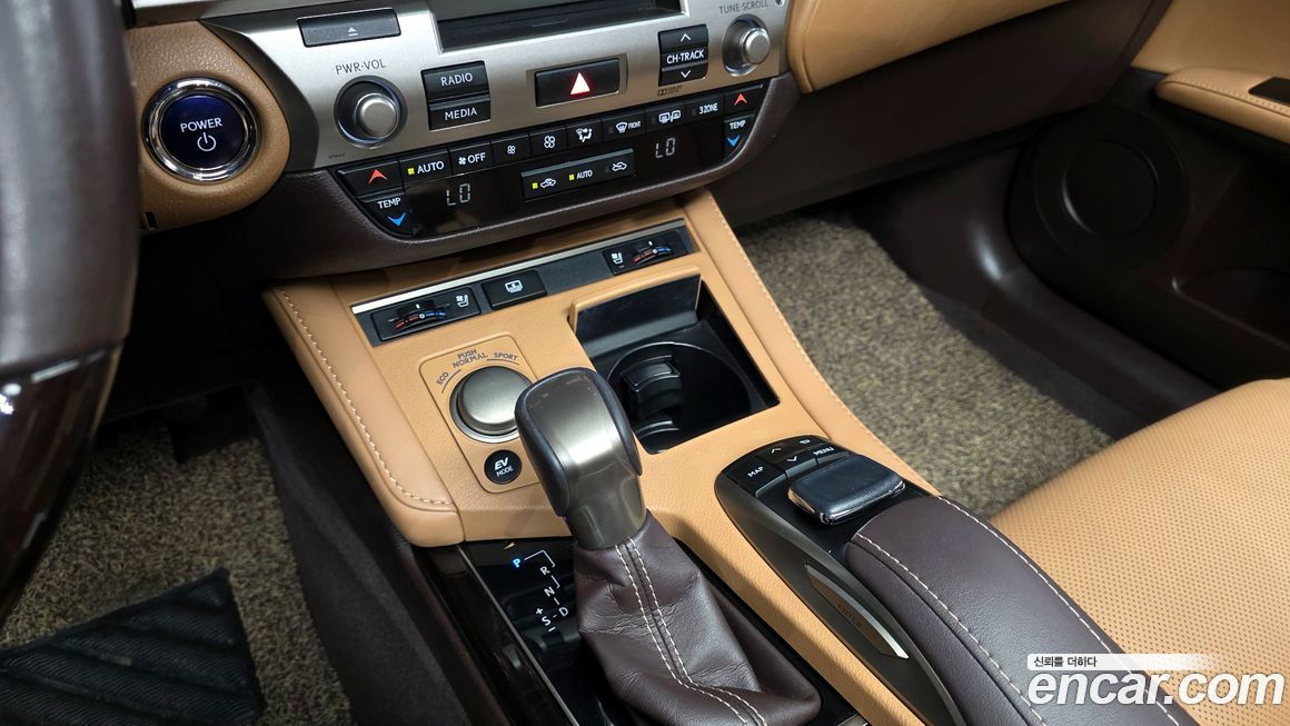 Lexus ES 2017