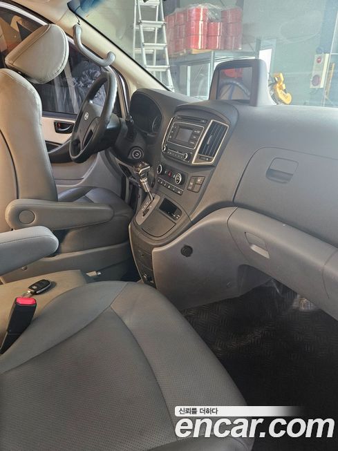 Hyundai Starex 2016