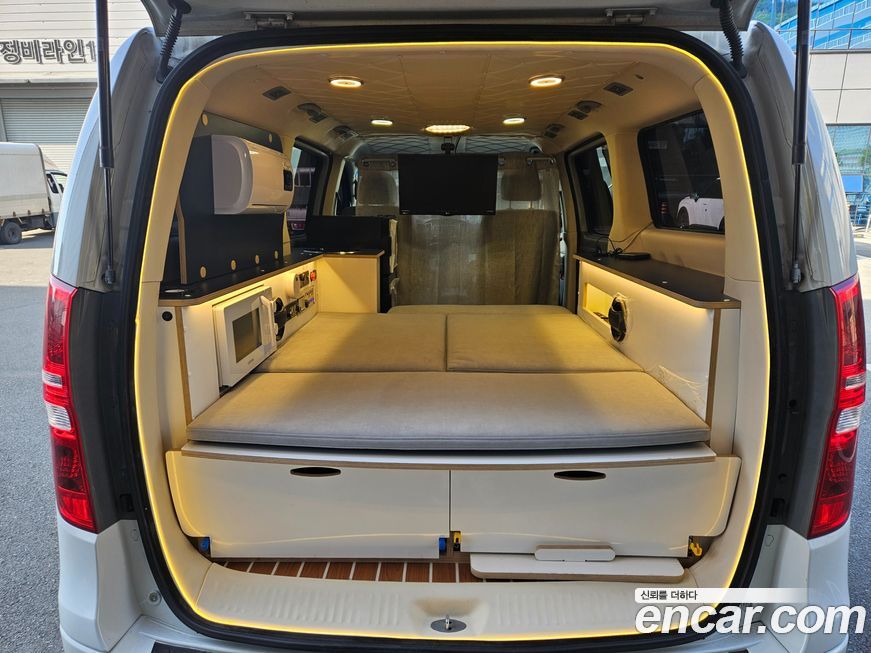 Hyundai Starex 2016