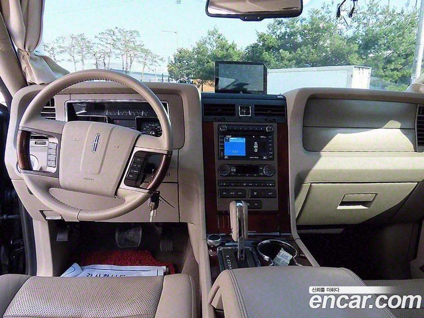 Lincoln Navigator 2014