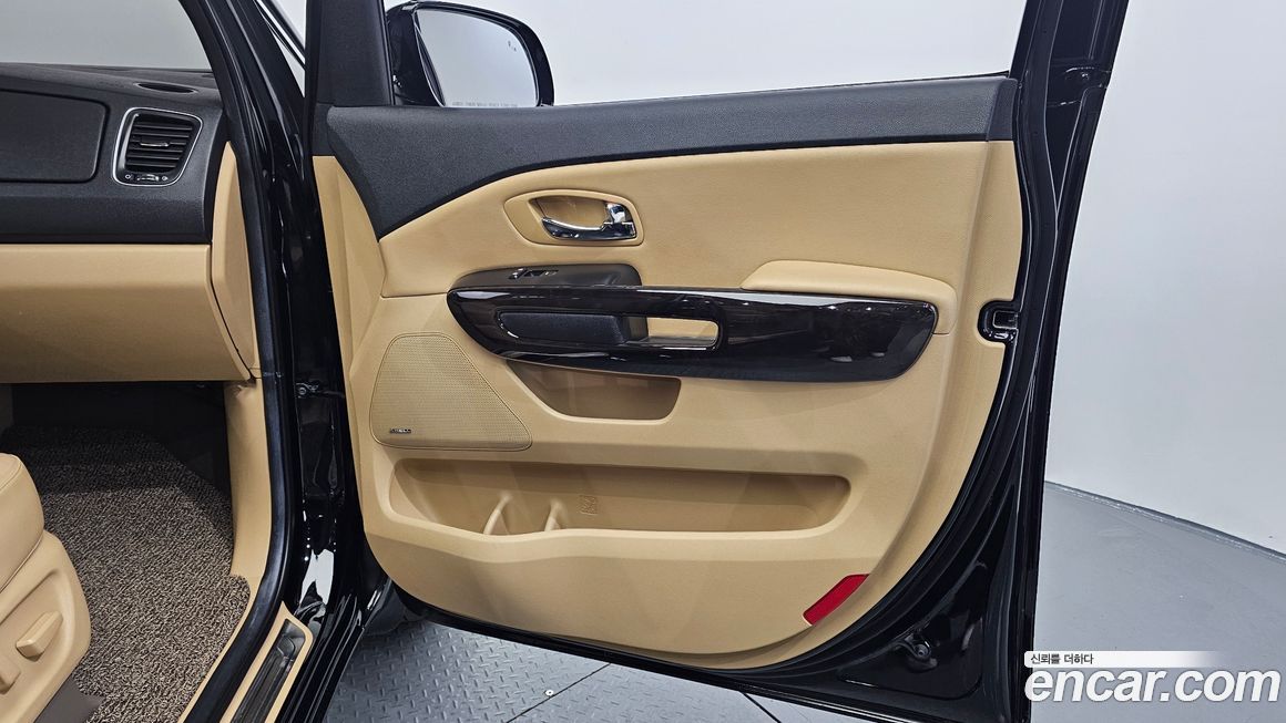 Kia Canival 2020