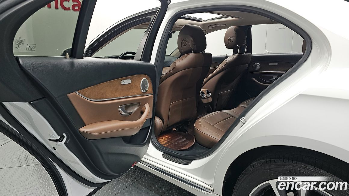 Mercedes-Benz E-Class 2018