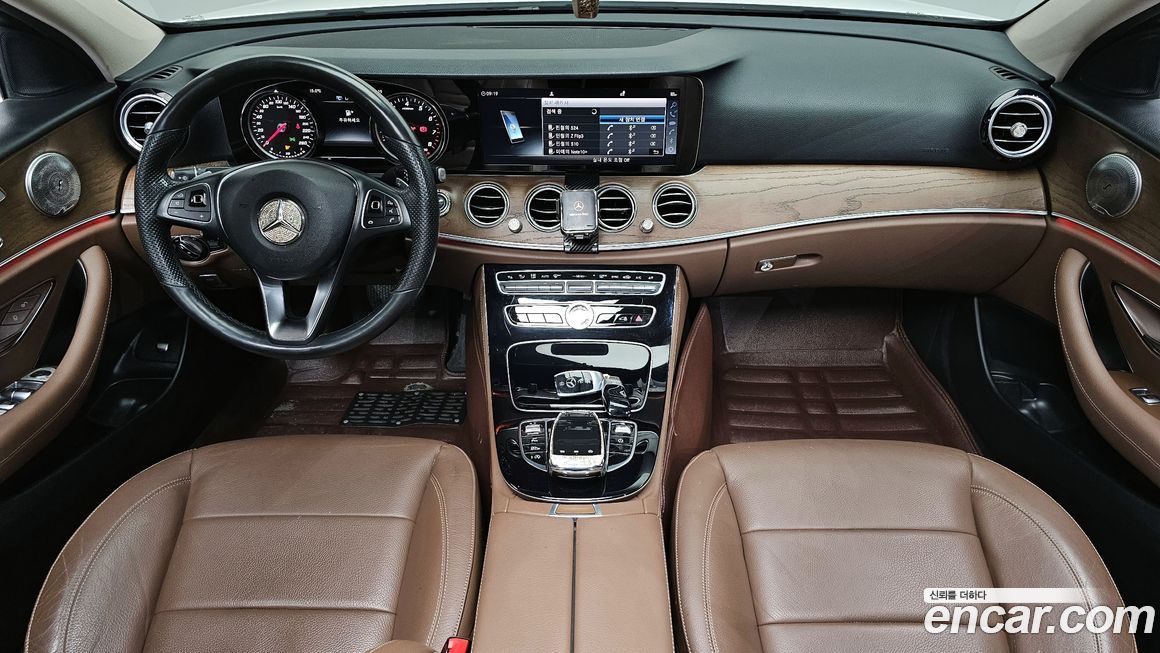 Mercedes-Benz E-Class 2018