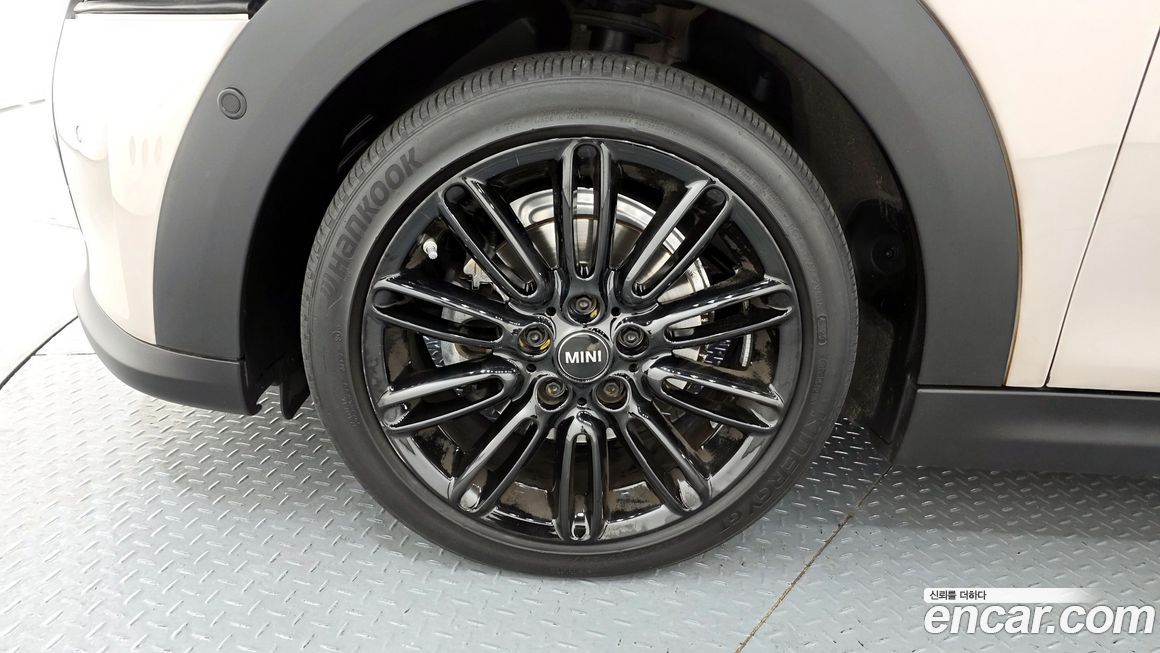 Mini Cooper 2024