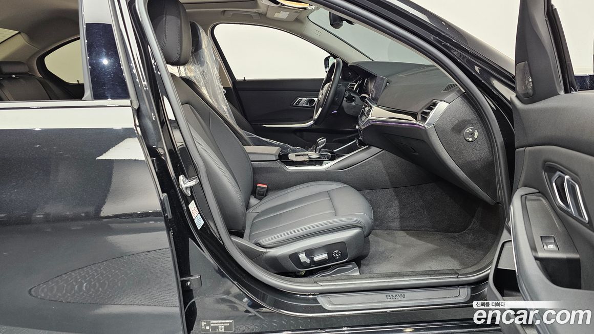 BMW 3-Series 2019