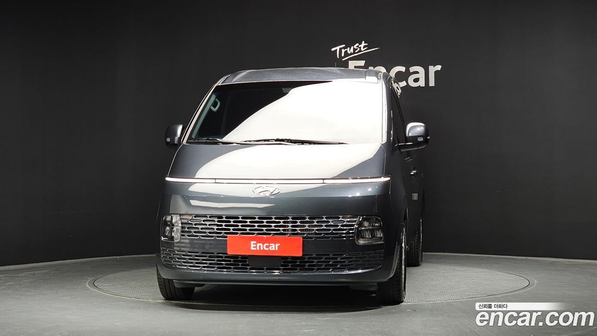 Hyundai Staria 2022