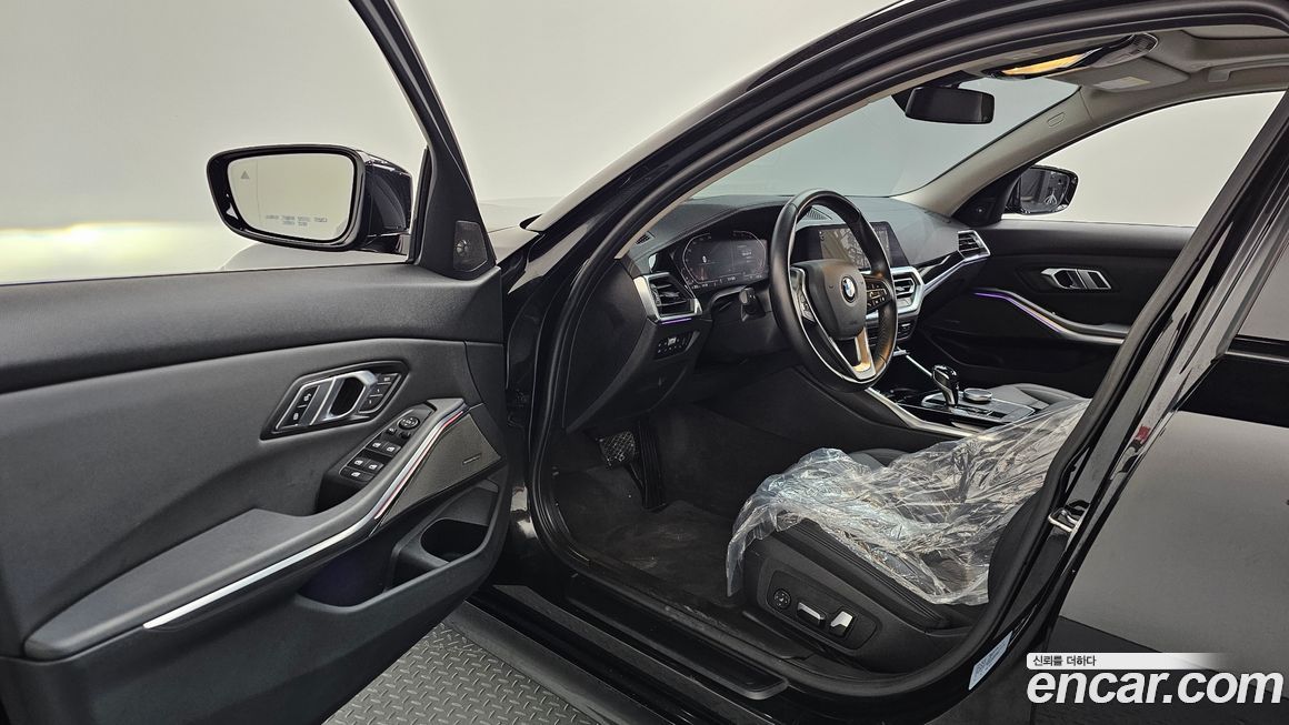 BMW 3-Series 2019