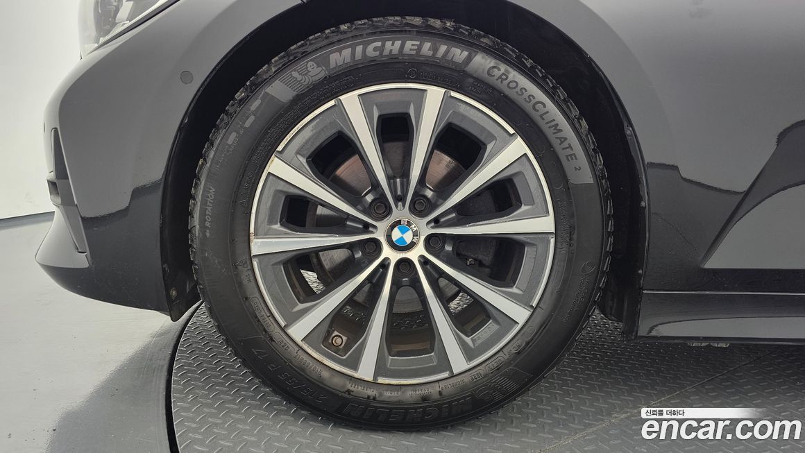 BMW 3-Series 2019