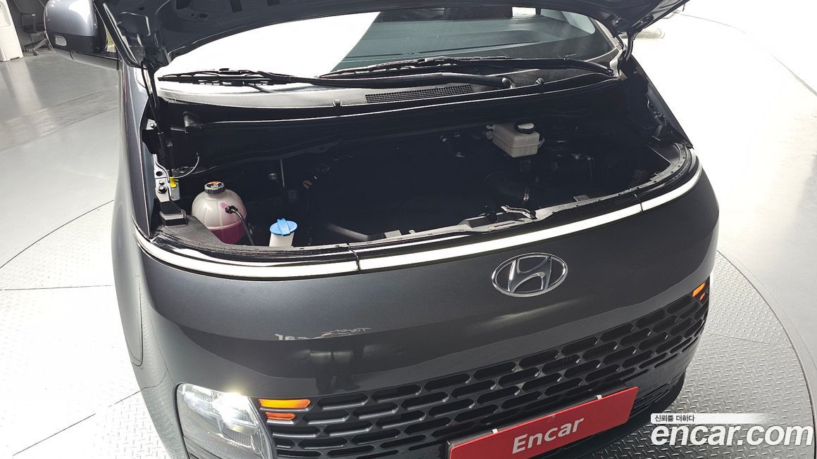 Hyundai Staria 2022