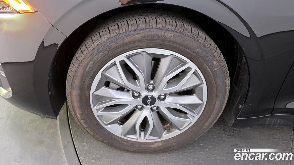 Kia K5 2023