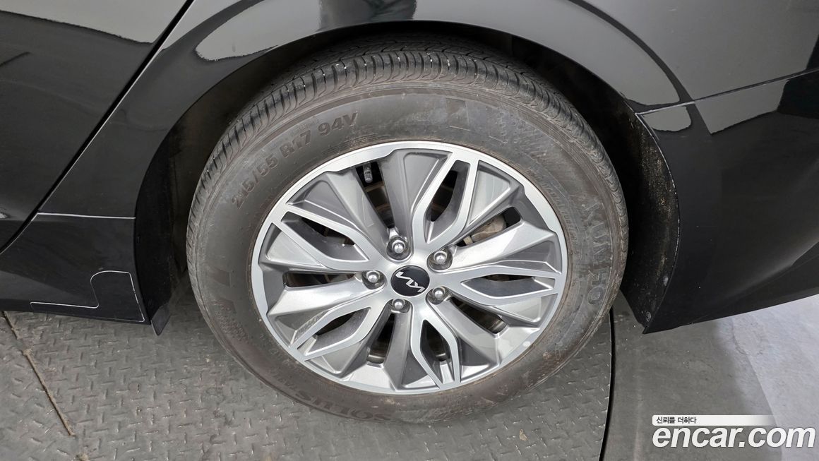 Kia K5 2023
