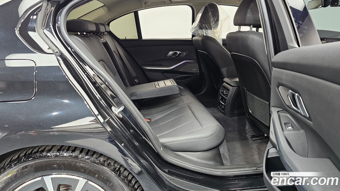 BMW 3-Series 2019