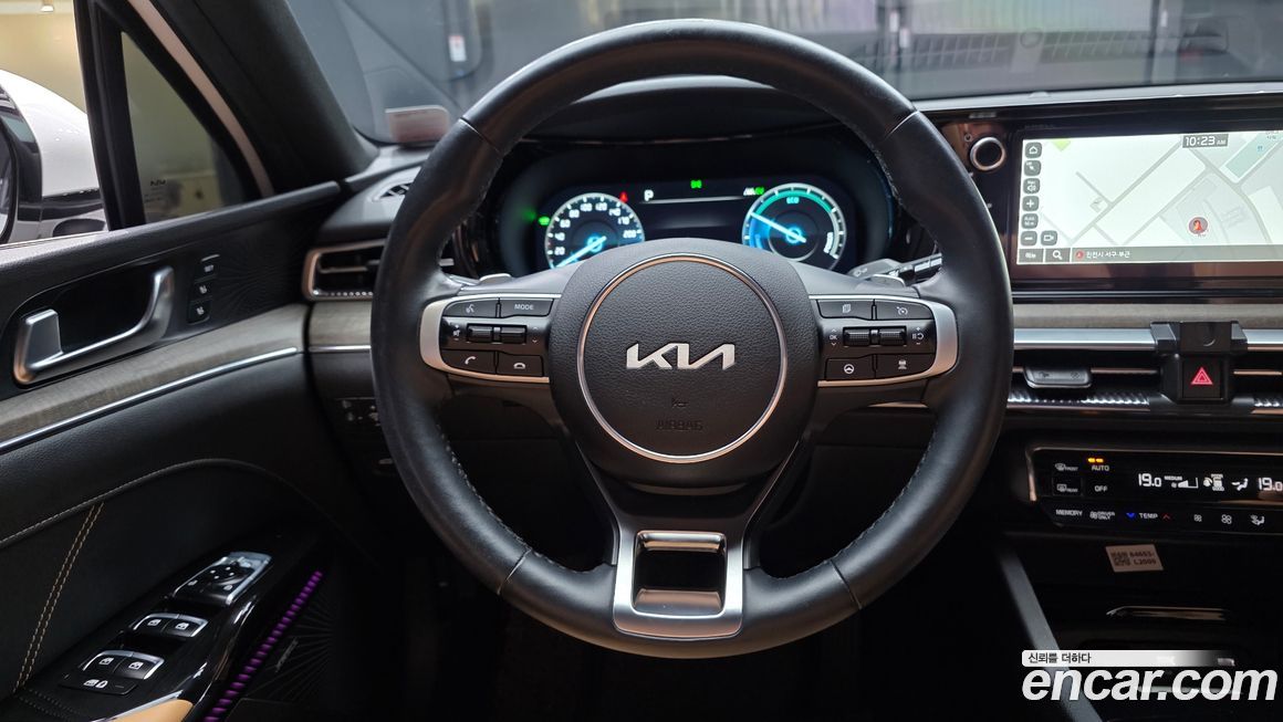 Kia K5 2023