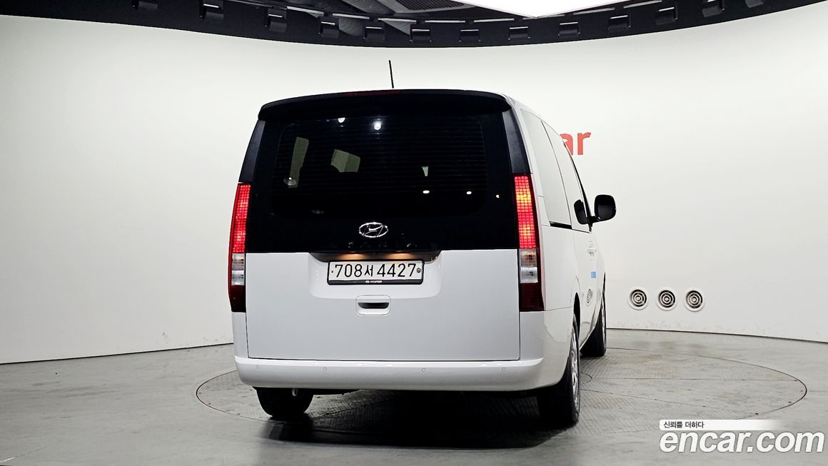 Hyundai Staria 2022