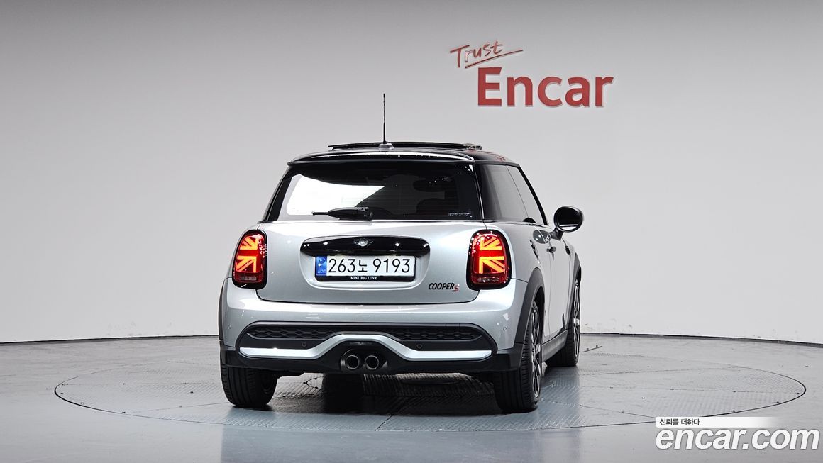 Mini Cooper 2023