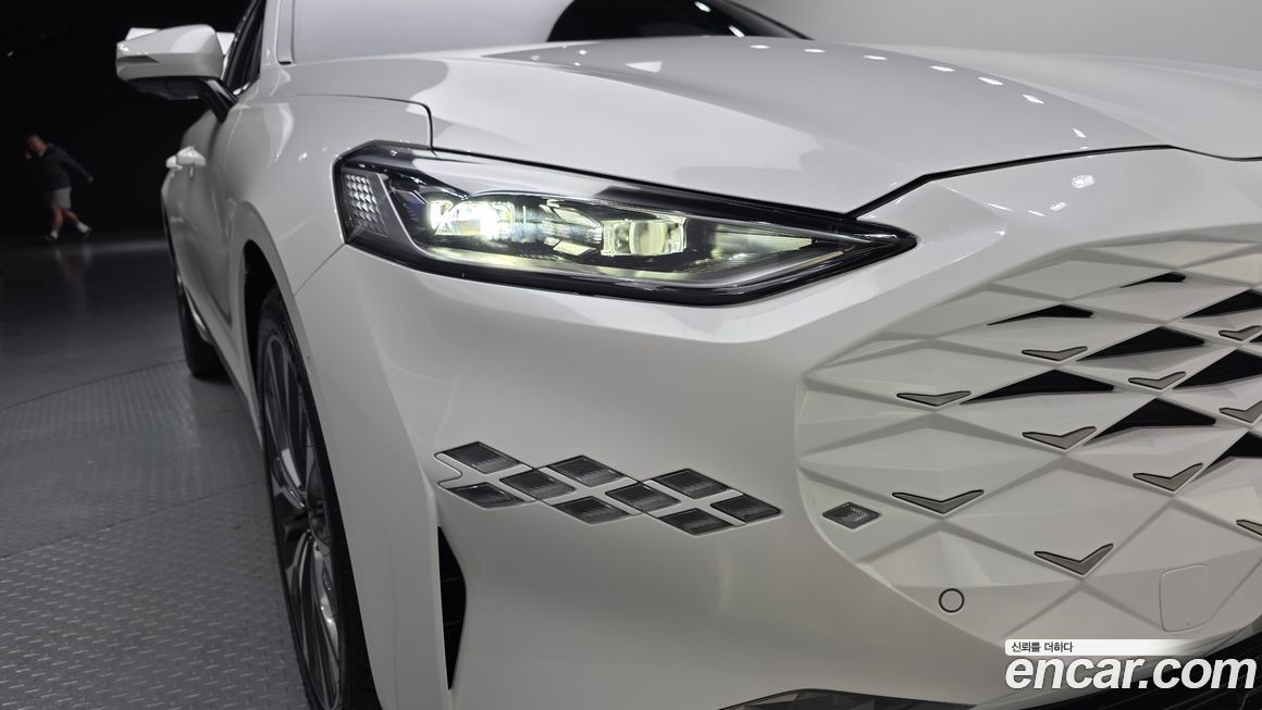 Kia K8 2023