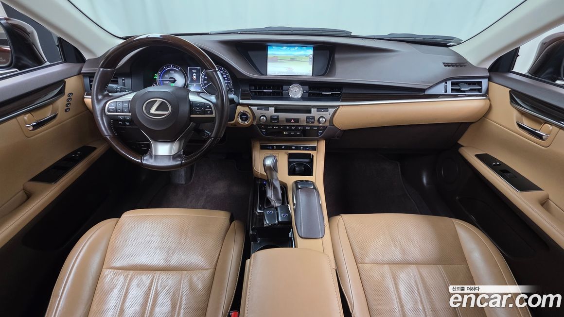 Lexus ES 2018