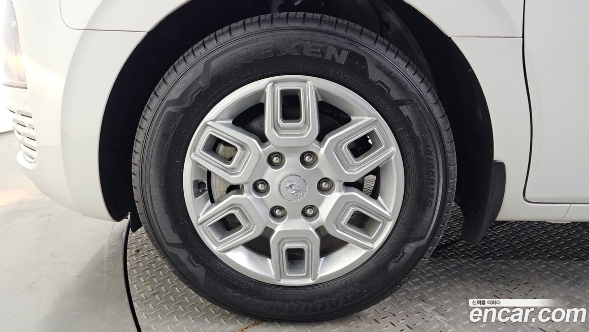Hyundai Staria 2022