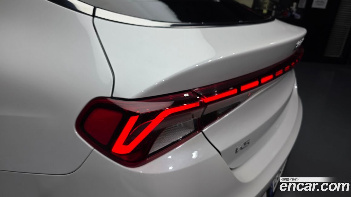 Kia K5 2023