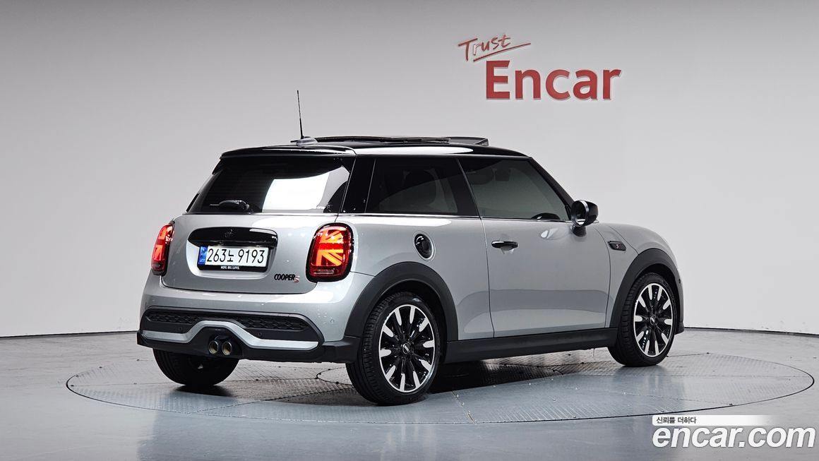 Mini Cooper 2023