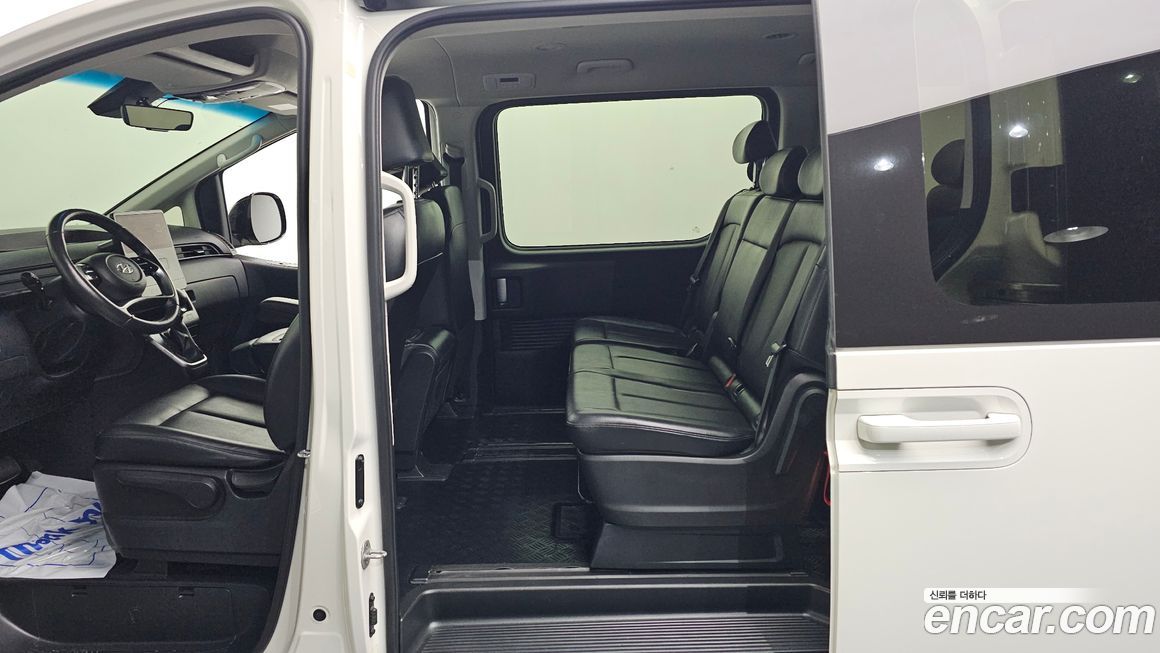 Hyundai Staria 2022