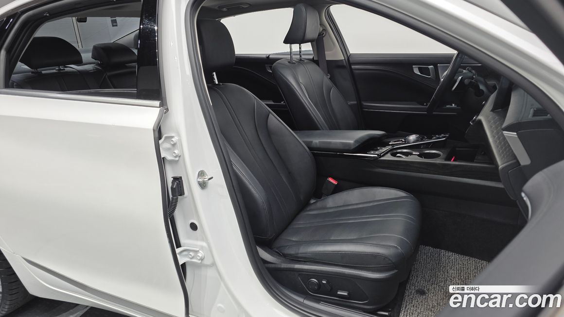 Kia K8 2023