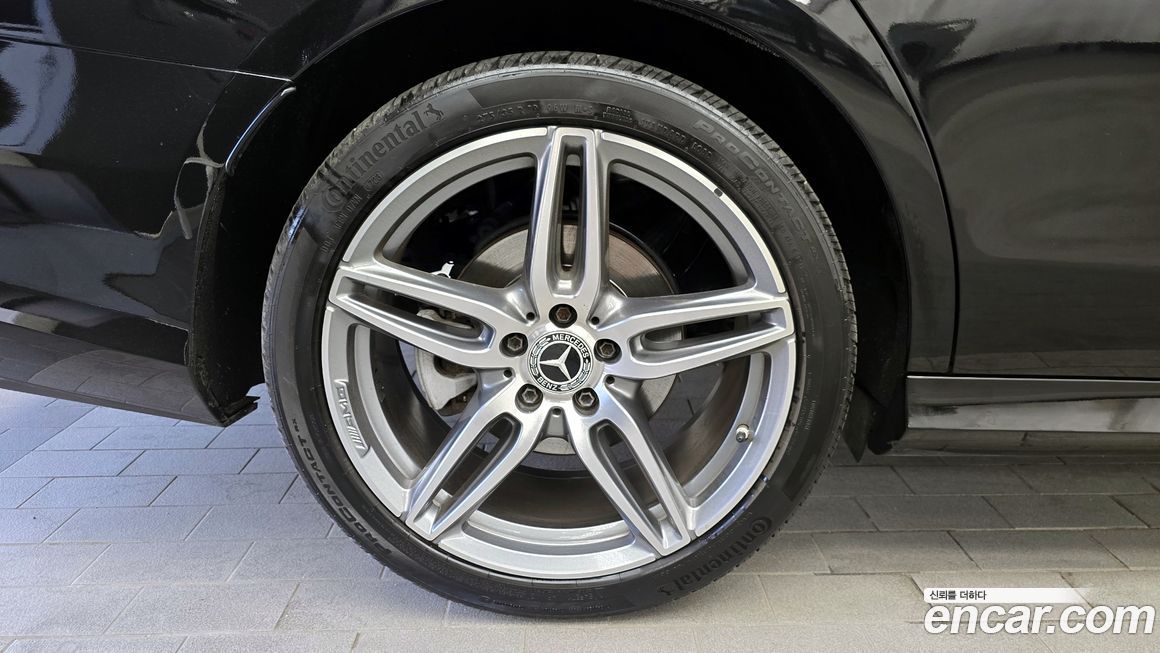 Mercedes-Benz E-Class 2019
