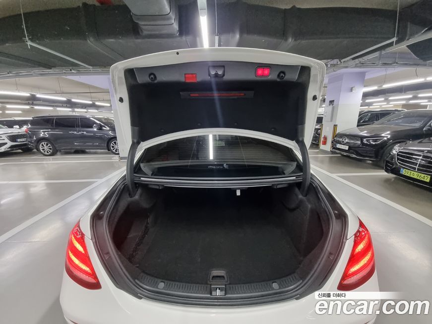 Mercedes-Benz E-Class 2020