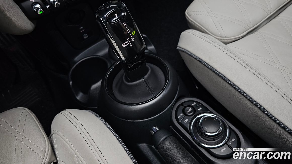 Mini Cooper 2023