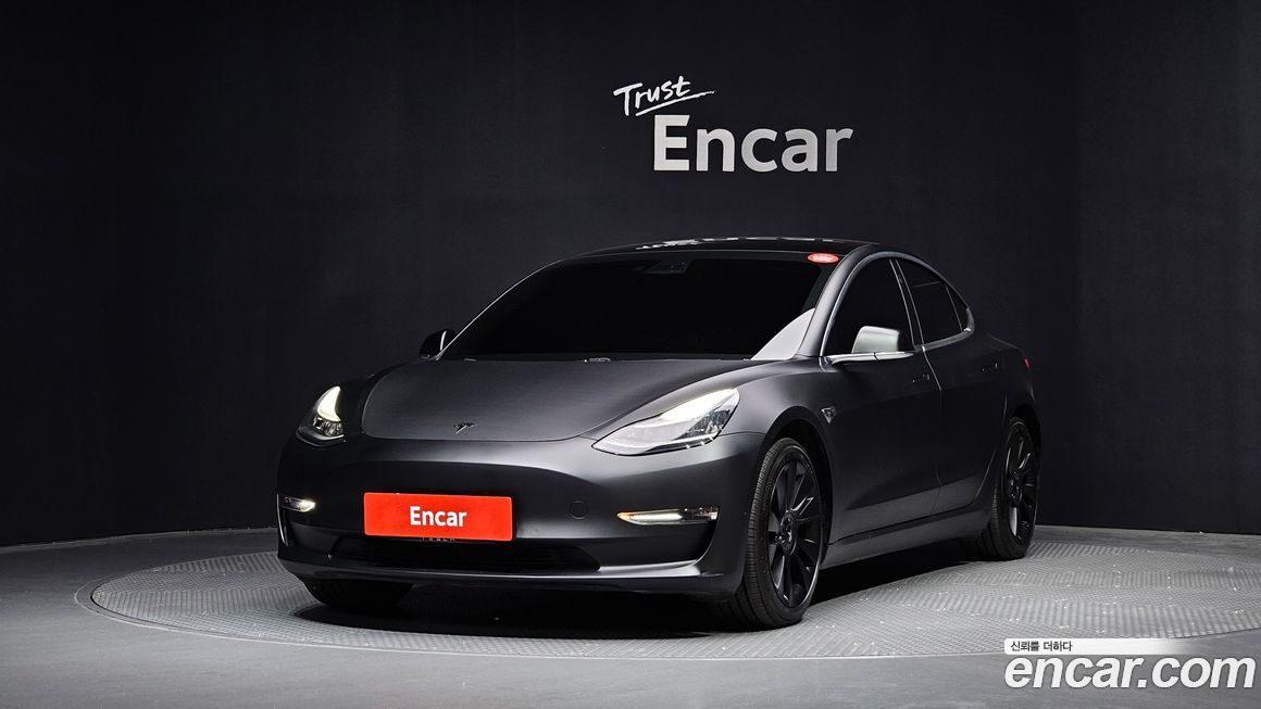 Tesla Model 3 2020