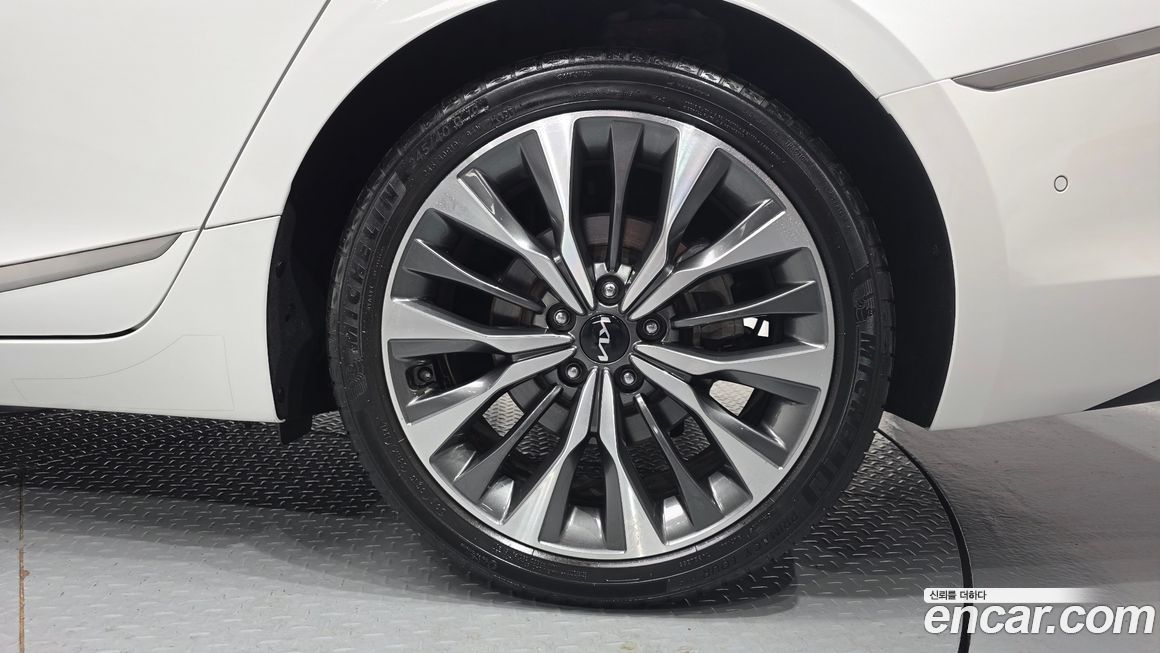 Kia K8 2023