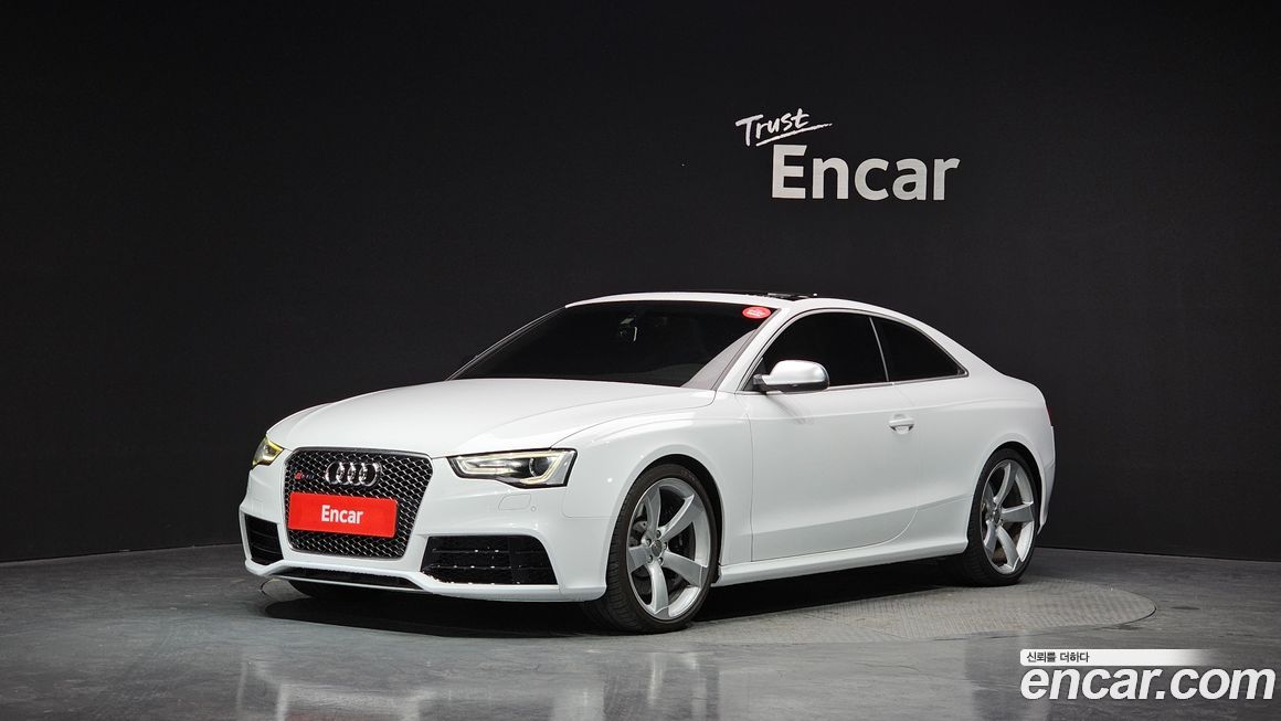 Audi RS5 2013