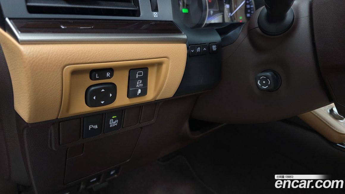 Lexus ES 2018