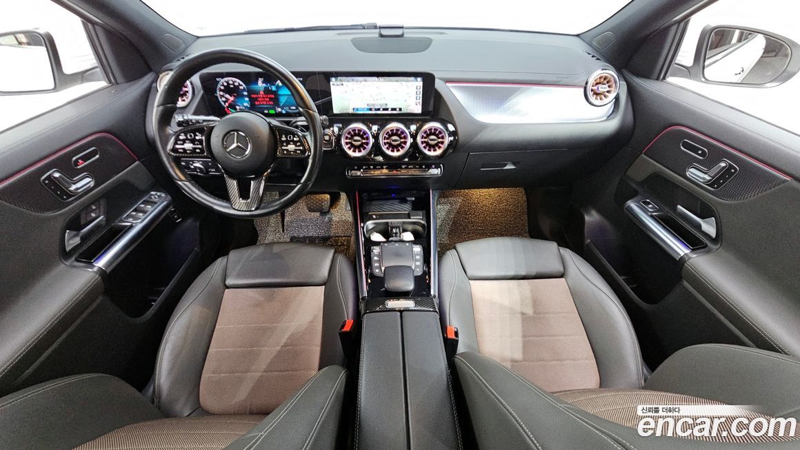 Mercedes-Benz EQA 2021