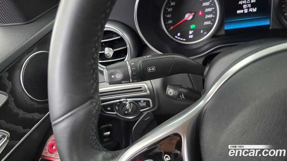 Mercedes-Benz C-Class 2019