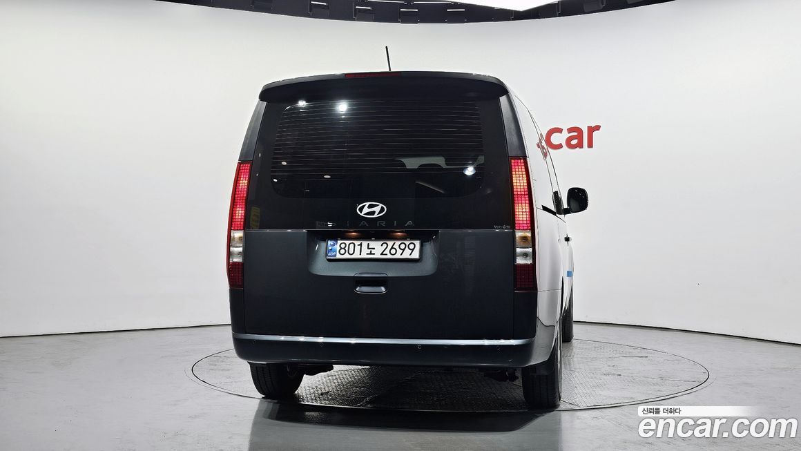 Hyundai Staria 2025