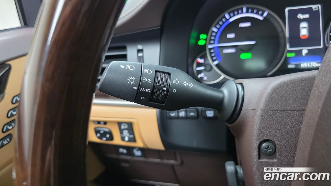 Lexus ES 2018