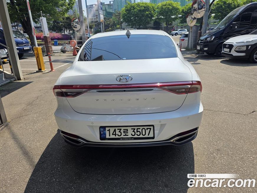 Hyundai Grandeur 2022