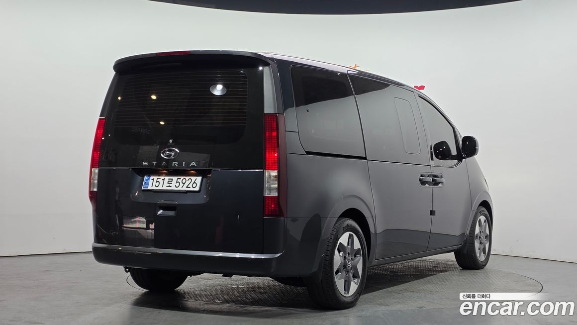 Hyundai Staria 2022