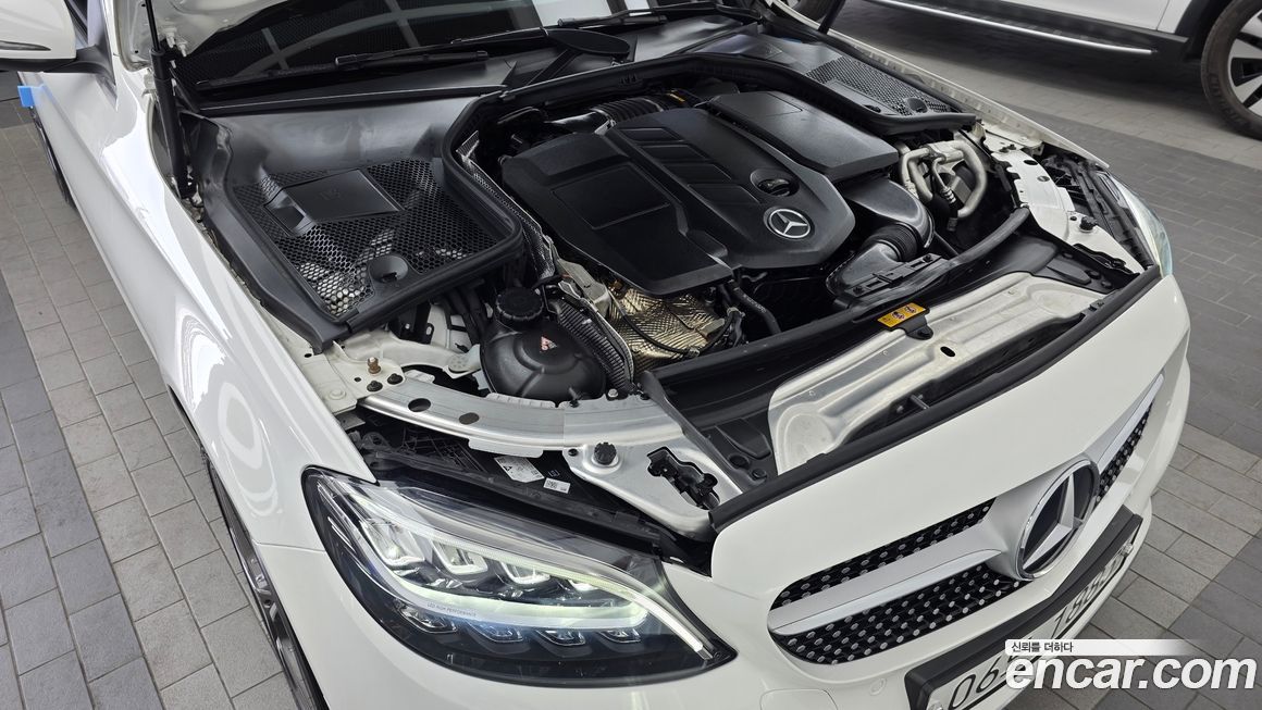 Mercedes-Benz C-Class 2019