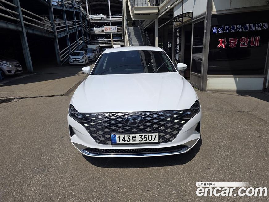 Hyundai Grandeur 2022