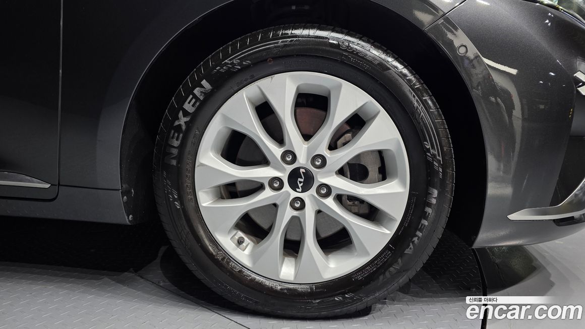 Kia K8 2023