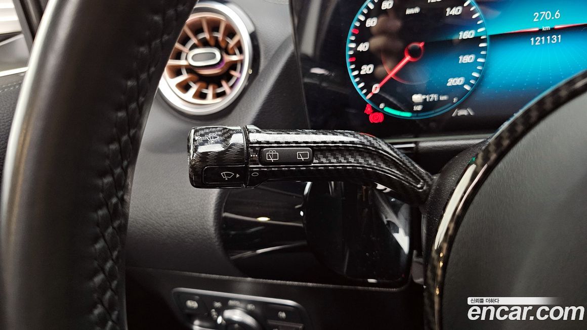 Mercedes-Benz EQA 2021
