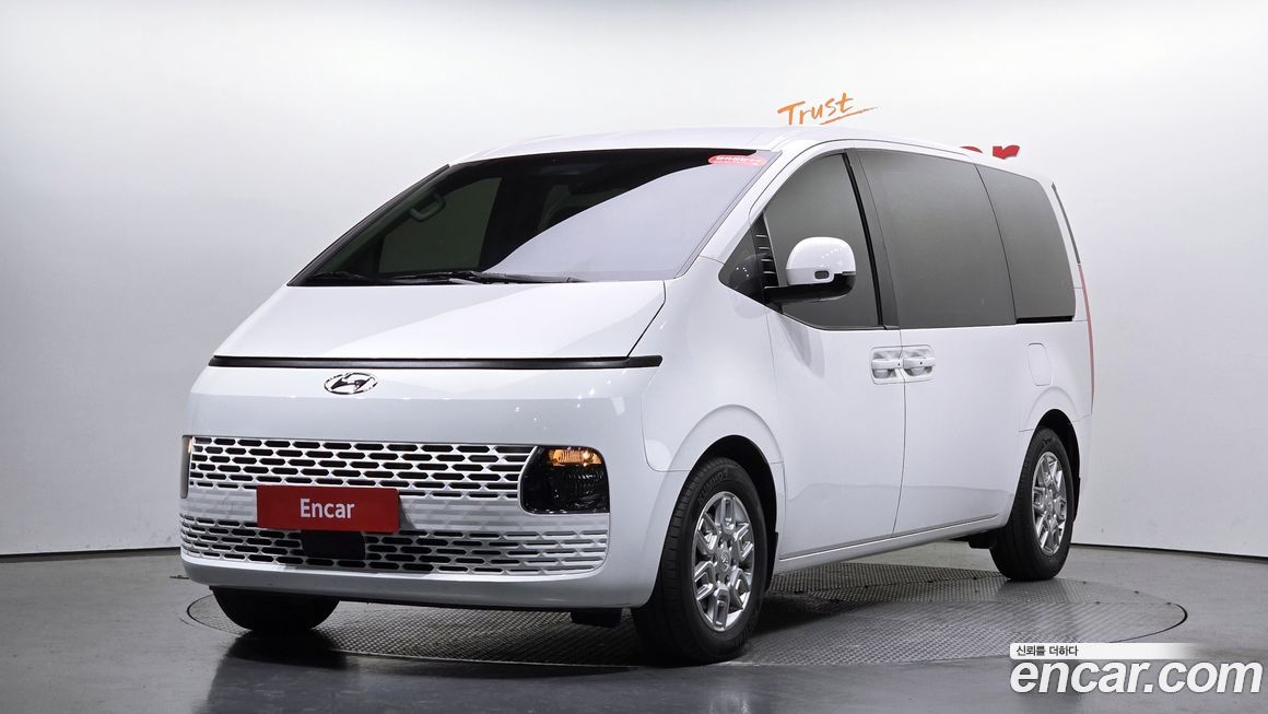 Hyundai Staria 2023