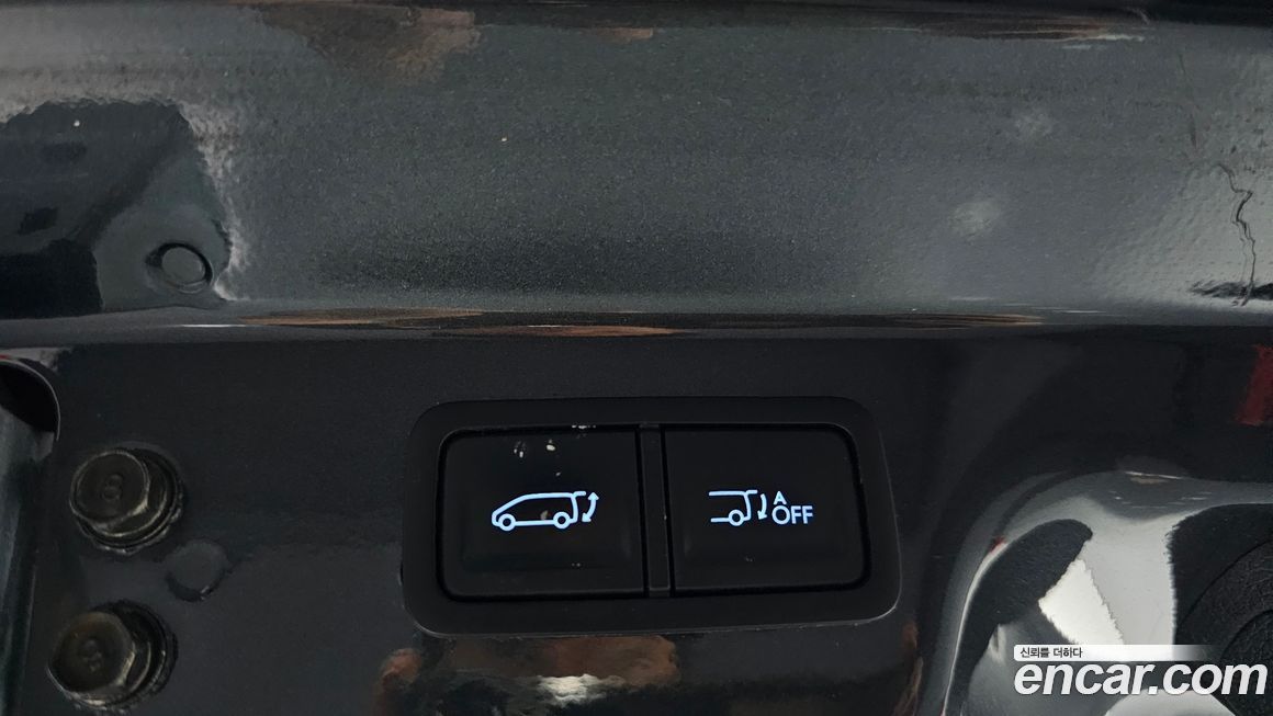 Hyundai Staria 2025