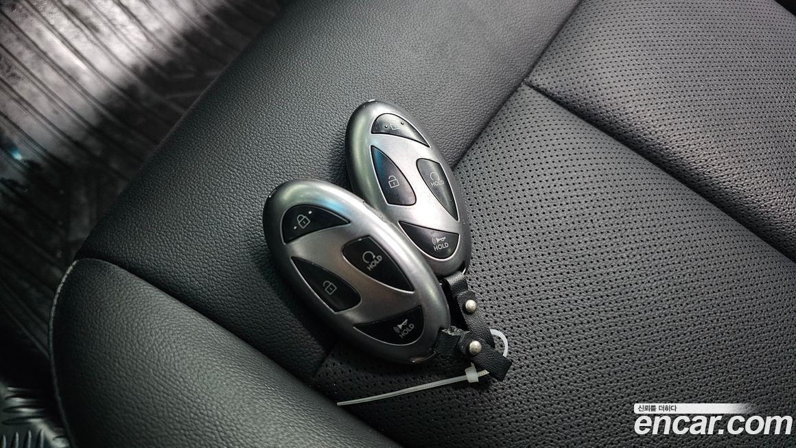 Hyundai Staria 2025
